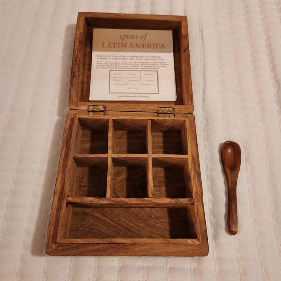 Spices Of Latin America Wooden Spice Box with Spoon - Picture 2 of 8